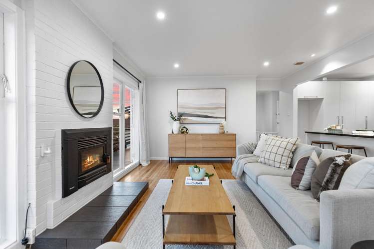 101 Royal Road Massey_5