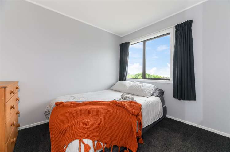 207 Te Atatu Road Te Atatu South_11