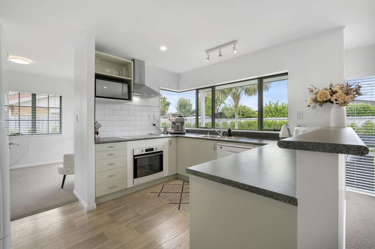 22 Lakeside Drive_2