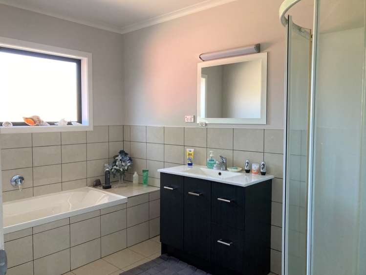 2 Joll Street Waitara_10