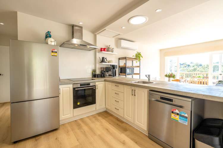 39 Pacific Parade Surfdale_9