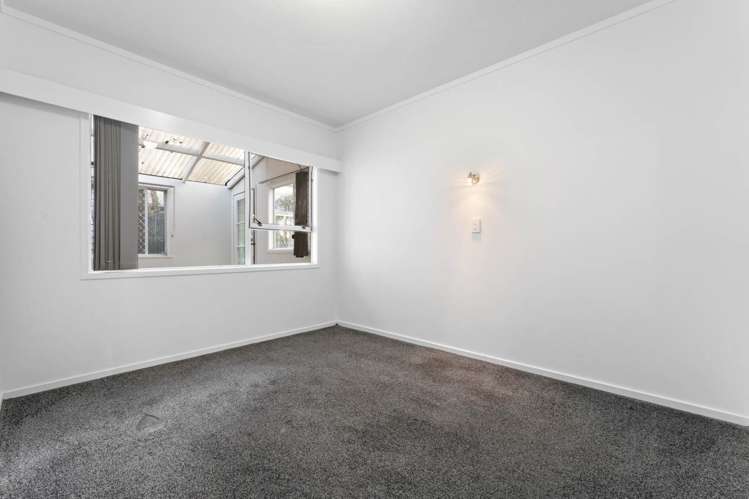4/304 Great North Road Henderson_9