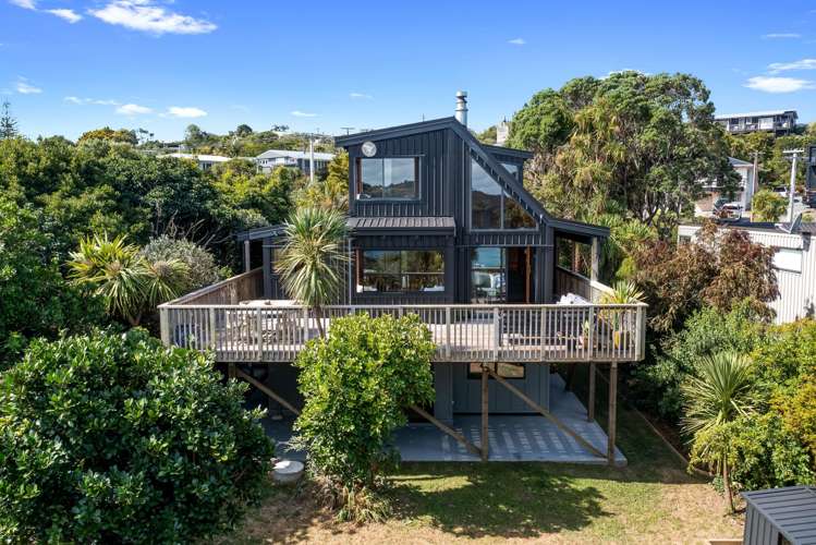 4 Hillside Crescent Leigh_31