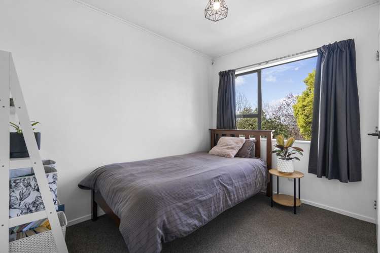 7a Huia Avenue Forest Lake_9