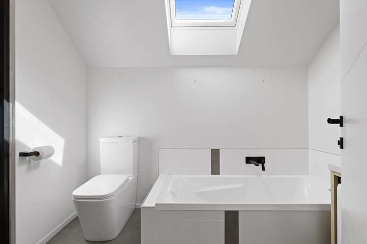 4/24 Lyon Street Frankton_11