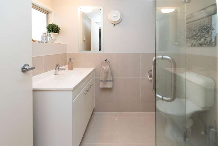 11 Island View Terrace Cockle Bay_28