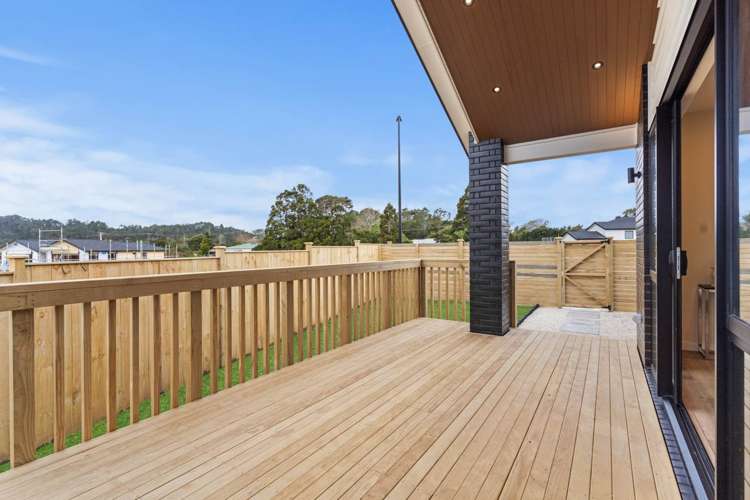 4 Wheki Place Swanson_26