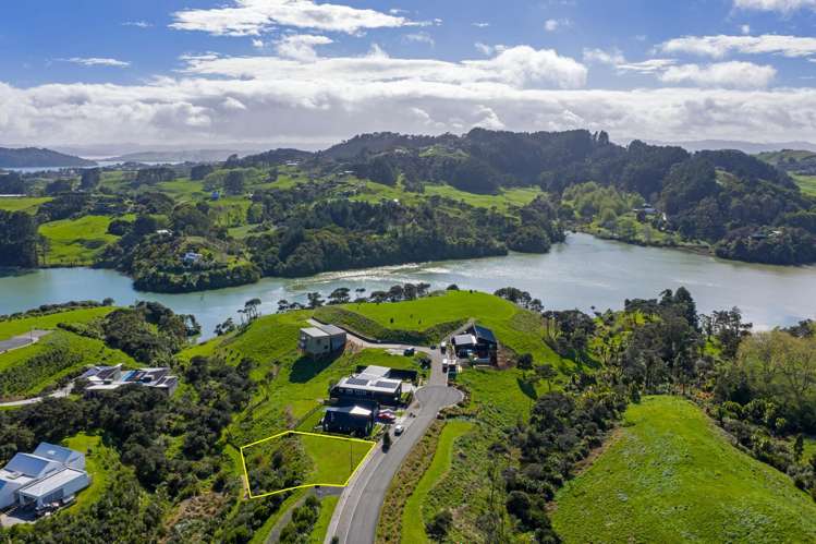 13 Ruruhi Street Raglan_24