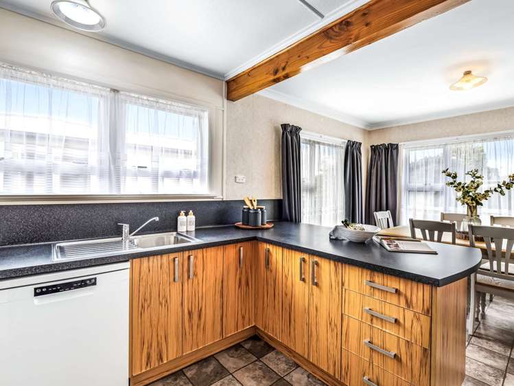 26 Forbury Avenue Takaro_2