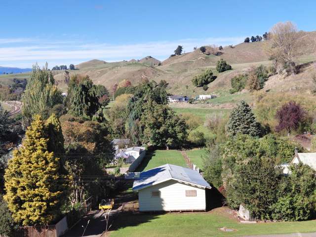 Space and potential just minutes from town