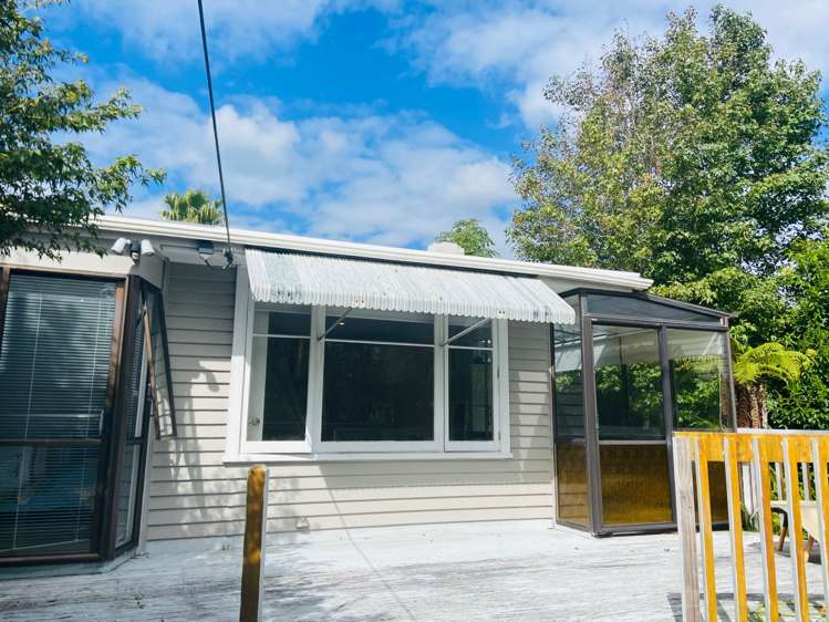 6 Kotuku Street Te Atatu Peninsula_10