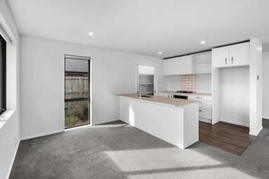 85 Kemble Drive_4