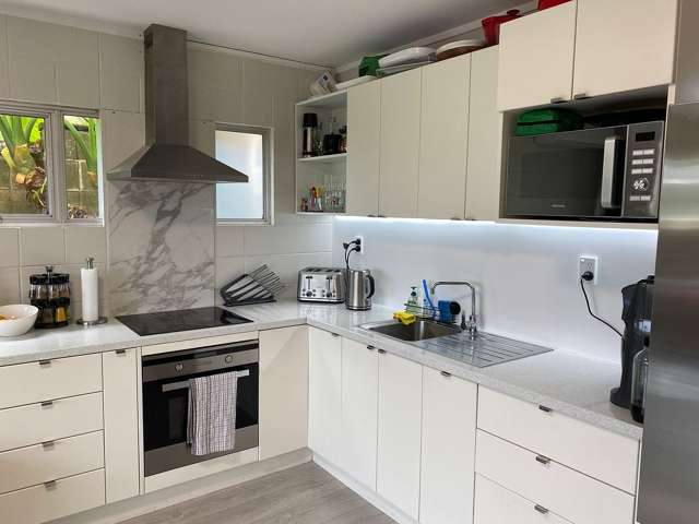 1/23B Hillsborough Road Hillsborough_2