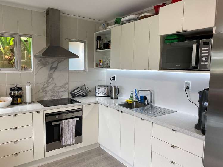 1/23B Hillsborough Road Hillsborough_2