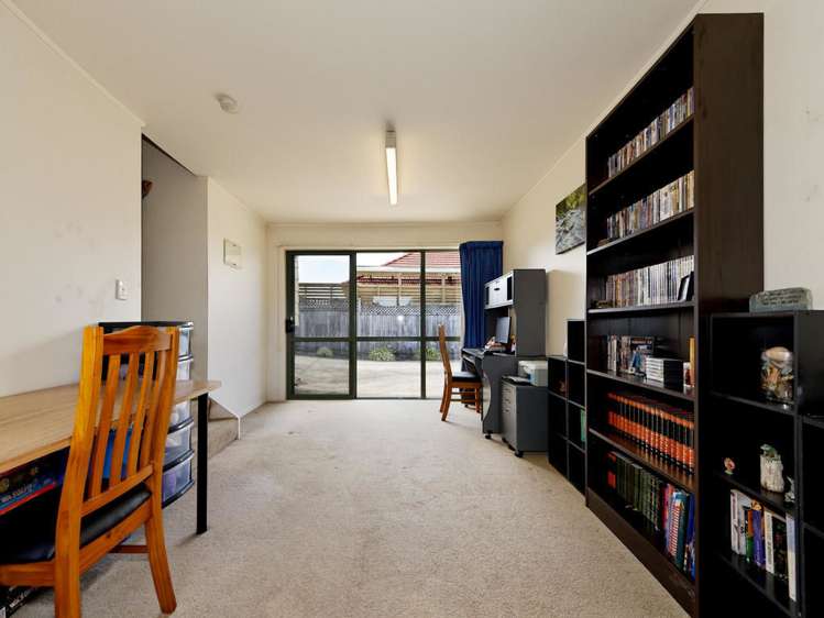 9a Chilcott Road Henderson_11