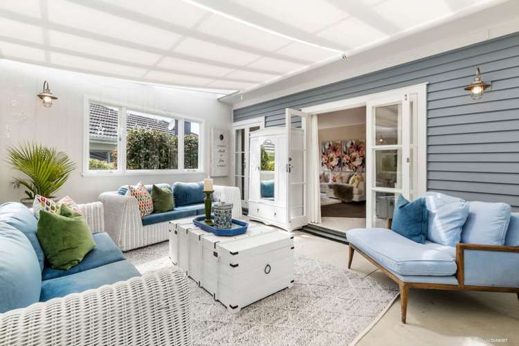 18 Glenfern Road Mellons Bay_7