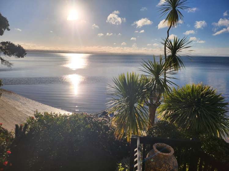 16A Crispe Road Clarks Beach_28