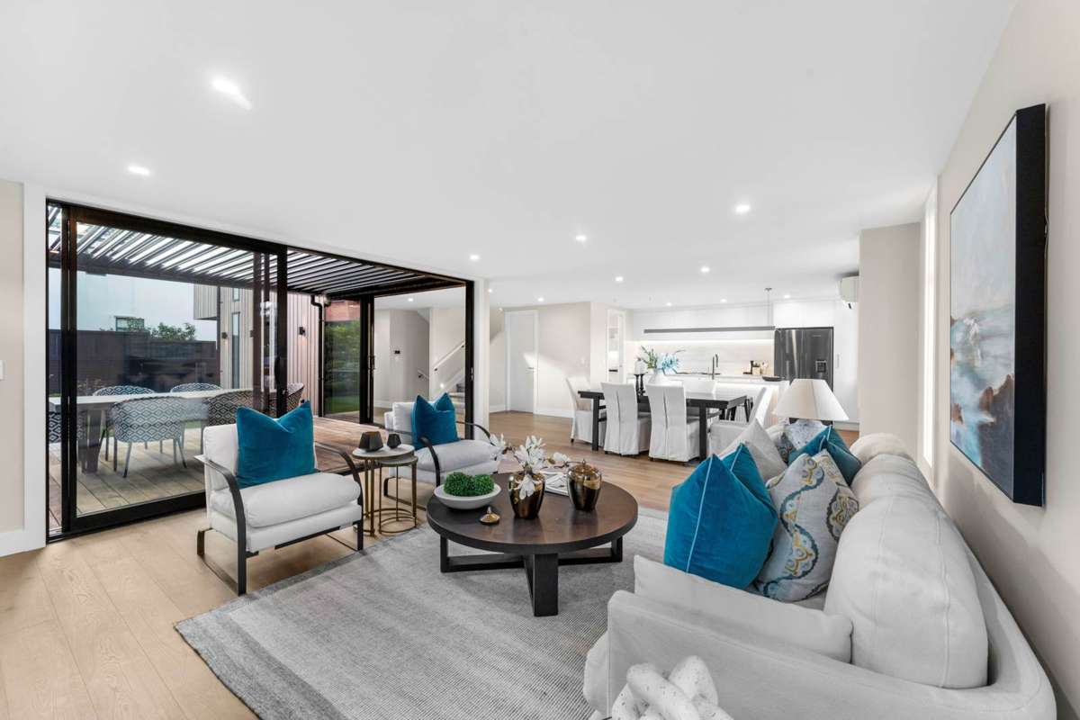 2/35 Sonia Avenue_1