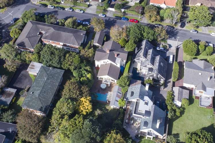 1 Shipherds Avenue Epsom_16