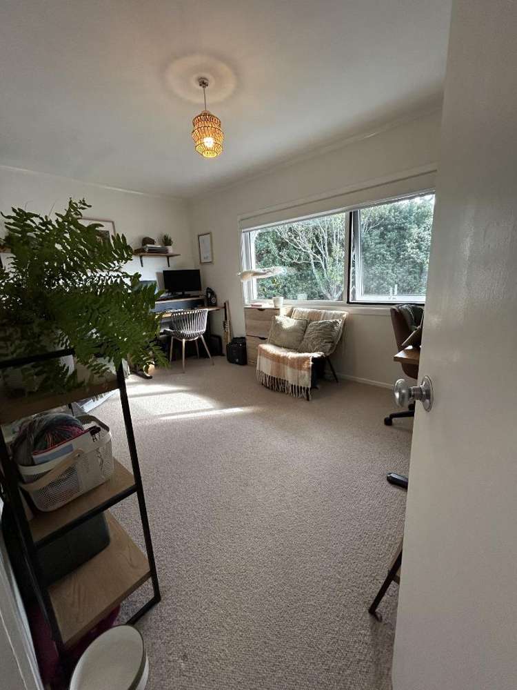 1 Farrier Grove Featherston_8