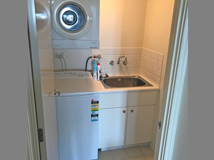 1702/8 Albert Street Auckland Central_11