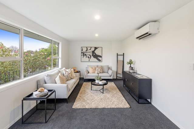 Stylish, Spacious and Steps from the City