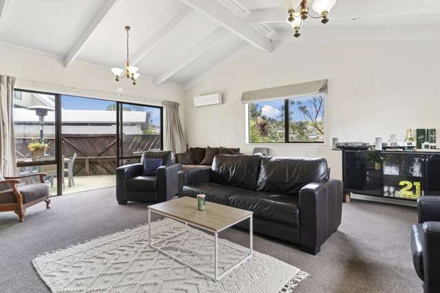 21 James Cook Drive Welcome Bay_3