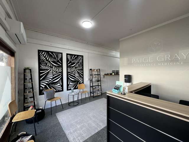 126 The Parade Island Bay_1