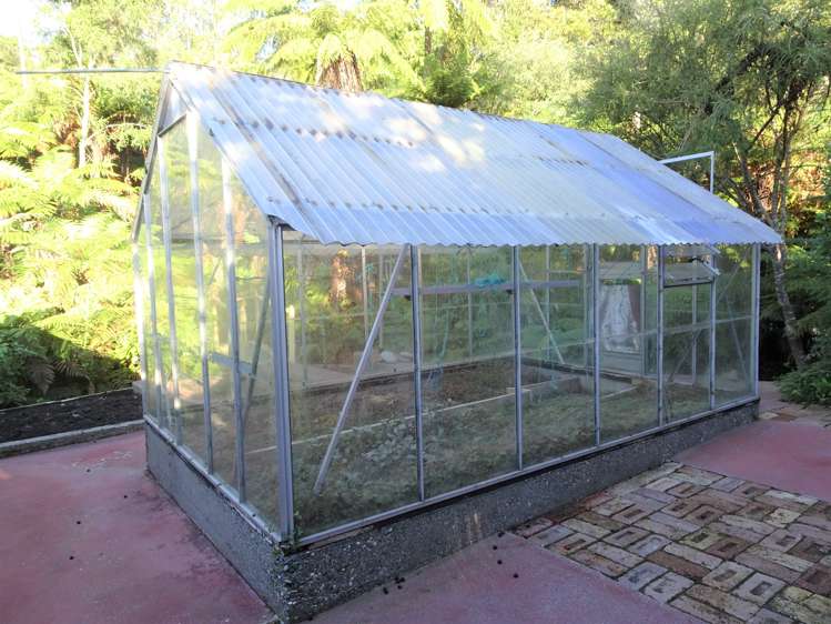 8 Leith Crescent Greymouth_20