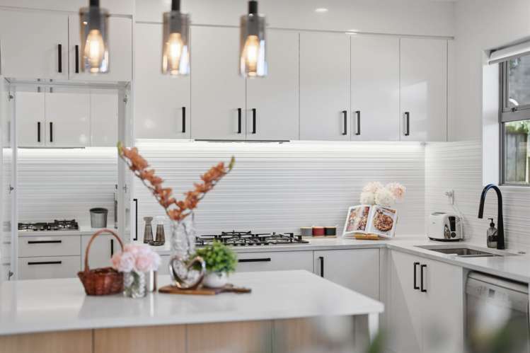 70 Hughs Way Flat Bush_15