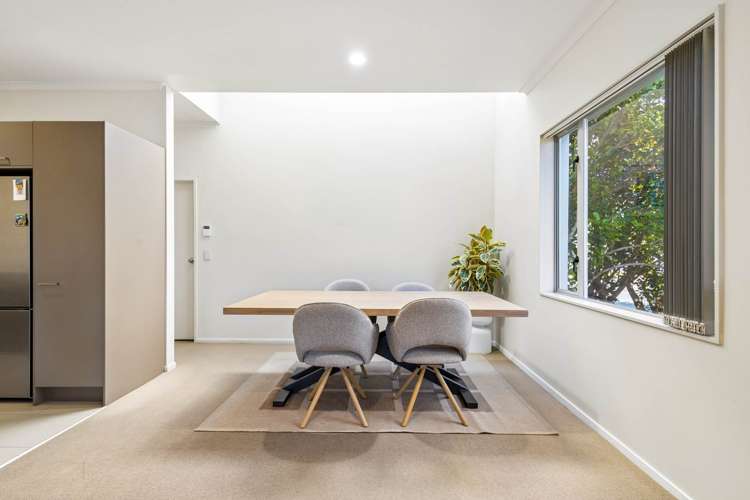 41 Mandival Avenue Flat Bush_6