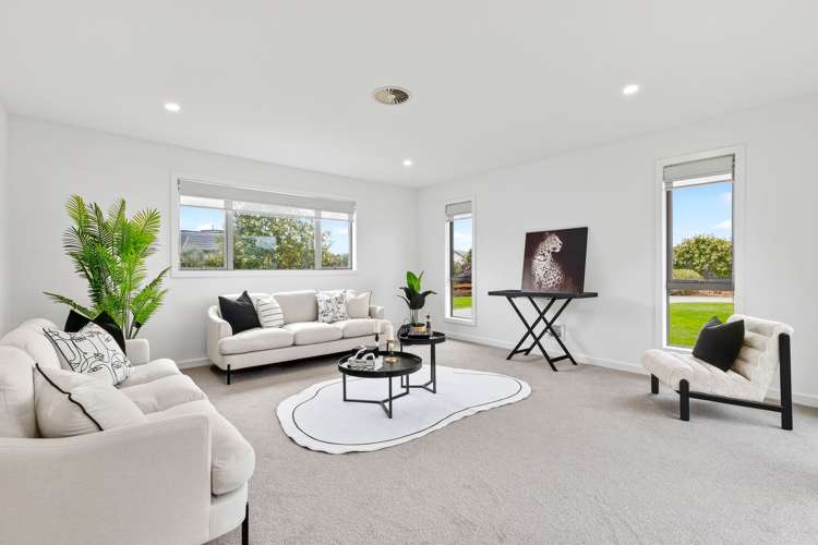 62 Alan Livingston Drive Cambridge_8