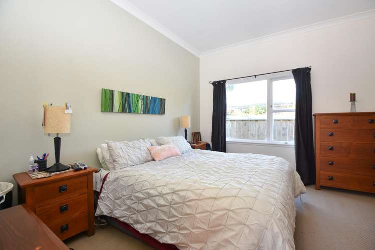 24 Hilton Road Carterton_9