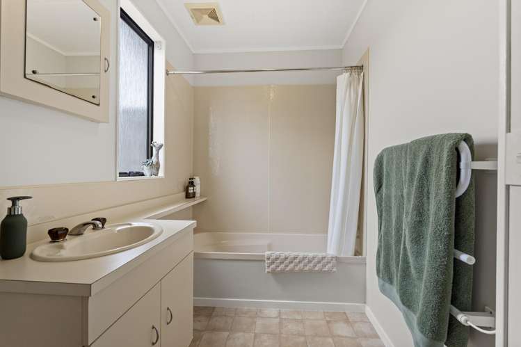 72 Brightside Road Stanmore Bay_11