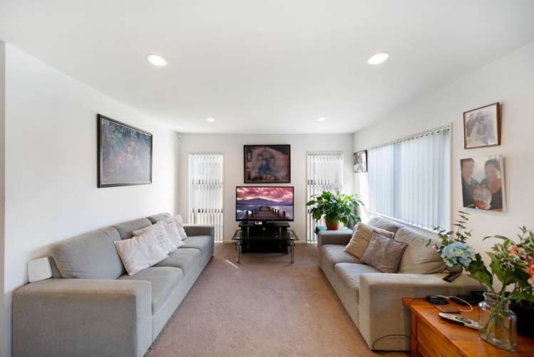 44 Pate Crescent Favona_8