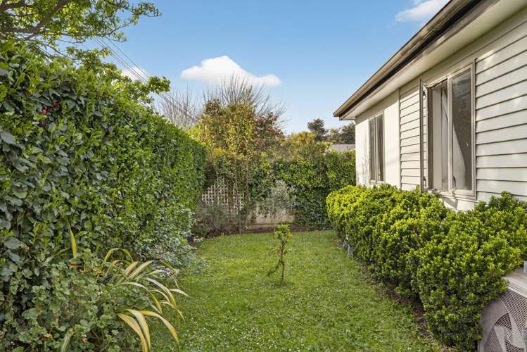 54 Silvester Street Woolston_11