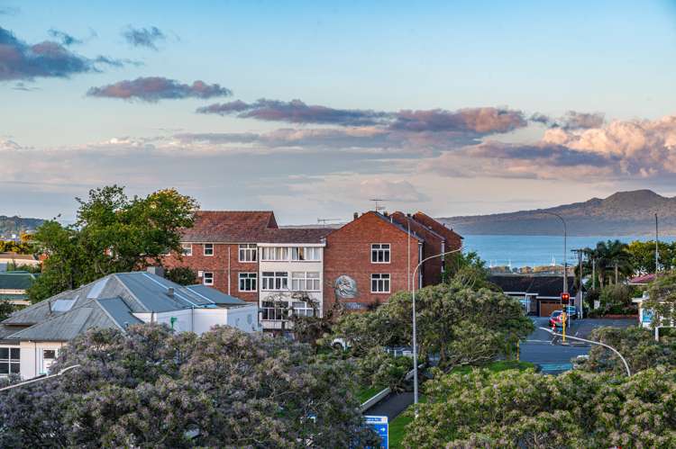 402/10 Saint Marks Road Remuera_7