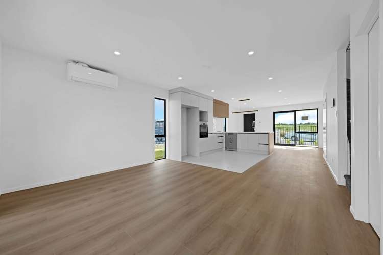 4 Harikoa Way Karaka_10