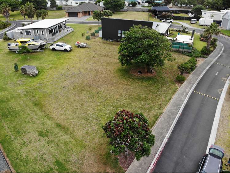 14 Flame Tree Lane Taipa_8