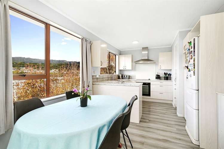 15a Kereru Bend Tawa_2