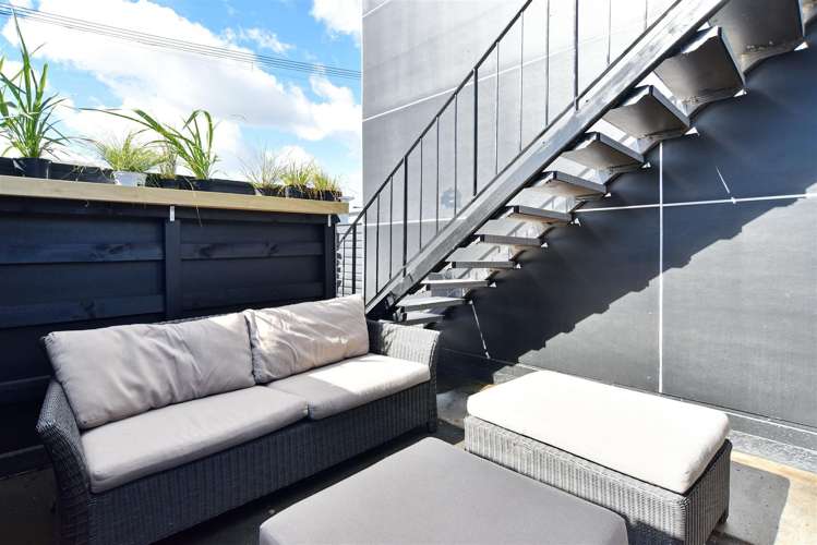 2/27 Brockworth Place Riccarton_11