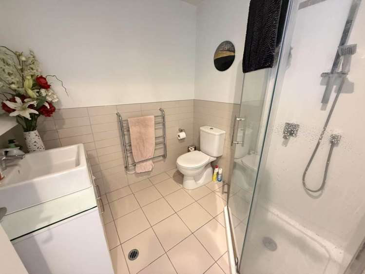 1304/30 Beach Road City Centre_12