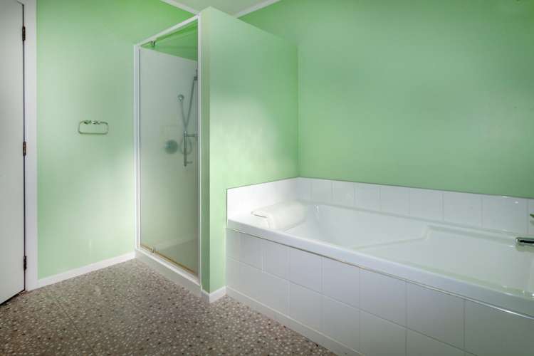 217 Tukere Drive Whangamata_19