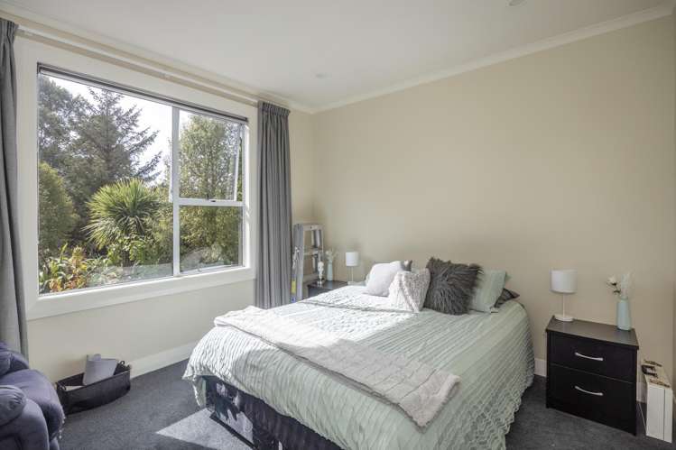 64 Perth Street South Hill_7