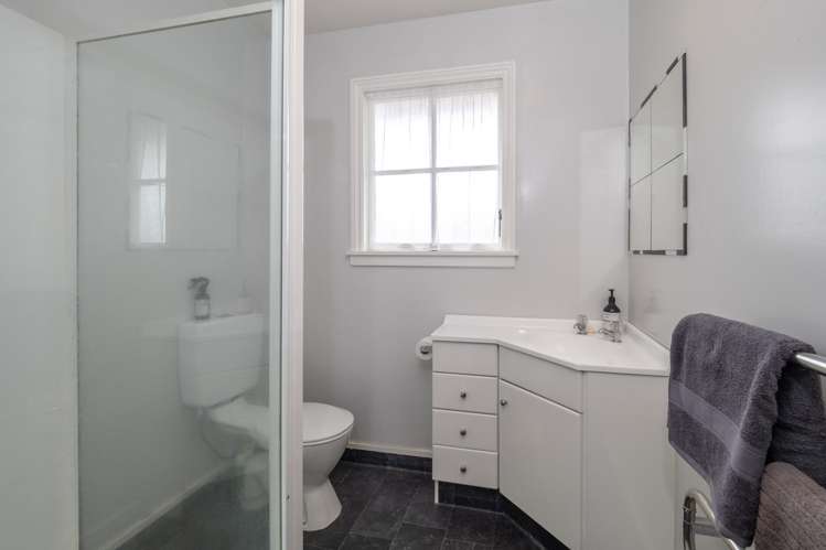 2/62 Alford Forest Road Allenton_12