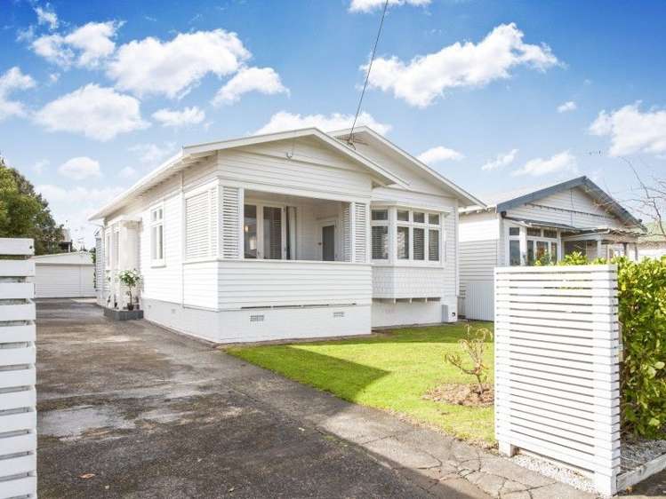 21 Hawea Road Point Chevalier_17