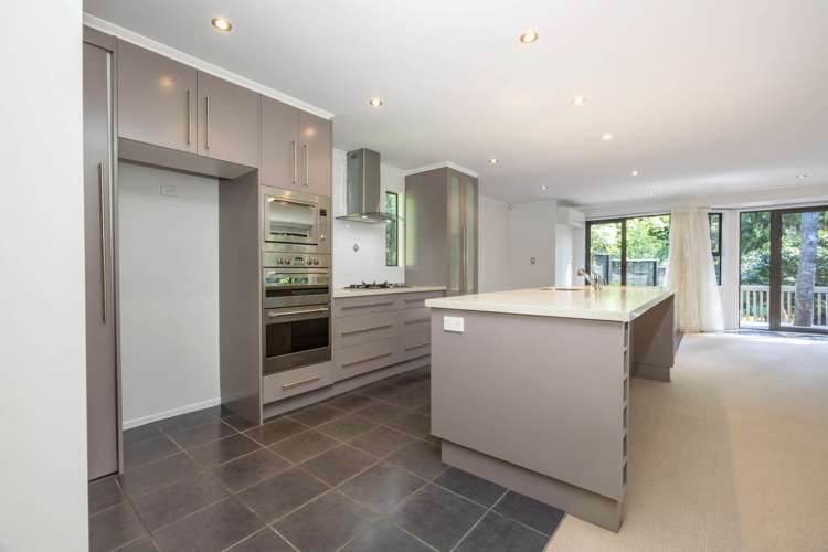 5 Kaurimu Rise Titirangi_4