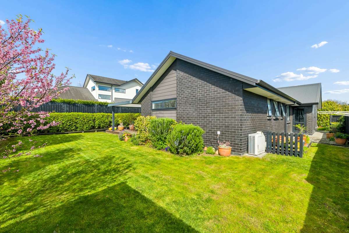 4 Walter Lawry Road_4