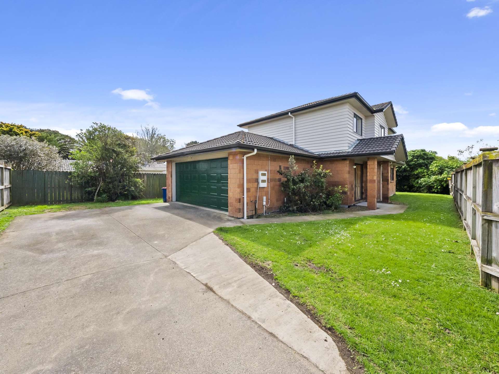 33 Riverglade Parkway Te Atatu South_0