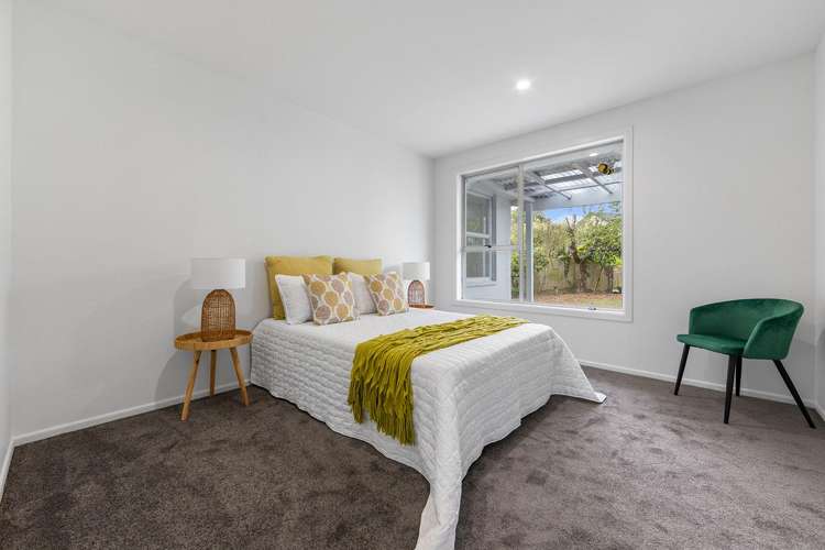 21 De Bloge Place Burwood_12